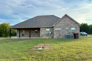 2080 Newton Rd, Ferris, TX 75125 - Photo 10