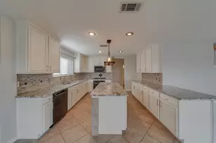 9220 Harrisburg Ln, McKinney, TX 75071 - Photo 12