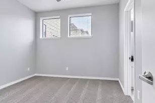 1209 Beaconsfield Lane, Arlington, TX 76011 - Photo 12