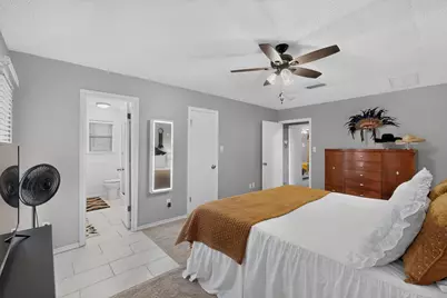 2060 Trailwood Drive W, Burleson, TX 76028 - Photo 12