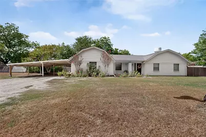 2060 Trailwood Drive W, Burleson, TX 76028 - Photo 2