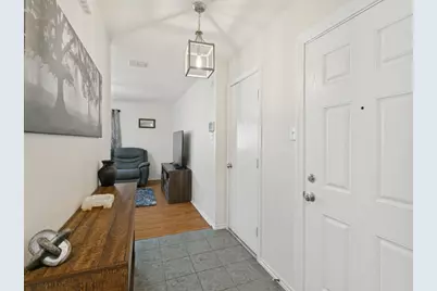 5714 Firethorn Drive, Dallas, TX 75249 - Photo 4