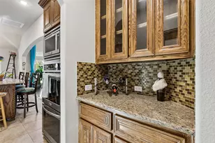 305 Fountain Creek Ct, Ovilla, TX 75154 - Photo 8