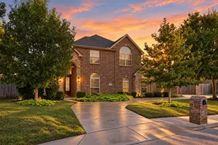 305 Fountain Creek Ct, Ovilla, TX 75154 - Photo 1