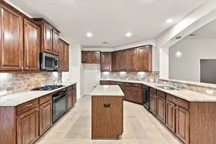1629 Falconet Ct, Carrollton, TX 75010 - Photo 14