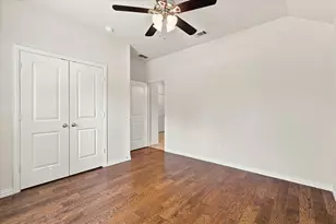 1629 Falconet Ct, Carrollton, TX 75010 - Photo 6