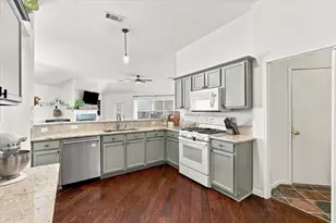 1216 Tanner Dr, Lewisville, TX 75077 - Photo 16