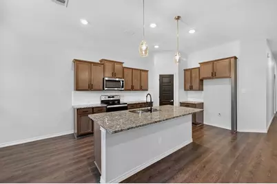 108 Lakeview Circle, Pilot Point, TX 76258 - Photo 6