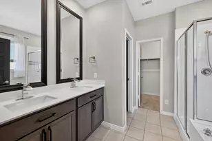 108 Lakeview Cir, Pilot Point, TX 76258 - Photo 14