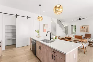 2015 N Prairie Ave, Dallas, TX 75204 - Photo 8