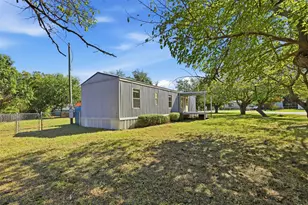 1500 Lands End St, Granbury, TX 76048 - Photo 6