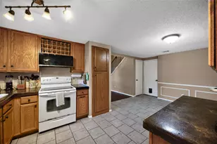 203 Briarglen Dr, Cedar Hill, TX 75104 - Photo 12
