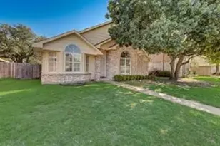 2310 Foothill Rd, McKinney, TX 75072 - Photo 2
