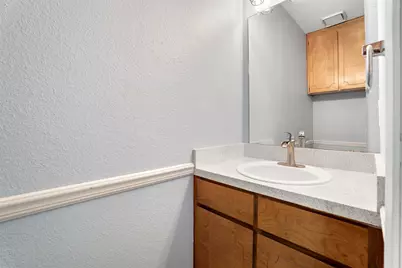 7044 Crosstimbers Lane, North Richland Hills, TX 76182 - Photo 12