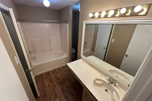 105 Sudbury Way, Arlington, TX 76018 - Photo 8