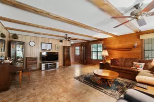 1875 Co Rd 1577, Hughes Springs, TX 75656 - Photo 14