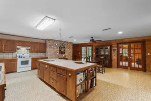 1875 Co Rd 1577, Hughes Springs, TX 75656 - Photo 16