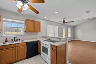3904 Country Meadows Rd, Granbury, TX 76049 - Photo 16
