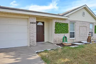3904 Country Meadows Rd, Granbury, TX 76049 - Photo 4