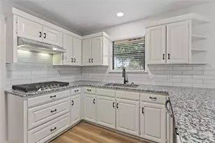 125 E Dawn Dr, Waco, TX 76706 - Photo 10