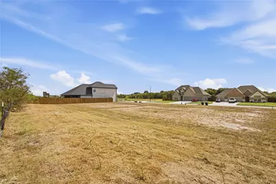 255 Brent Lane, Greenville, TX 75402 - Photo 2