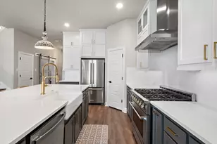 2325 Offerande Dr, Fort Worth, TX 76008 - Photo 14