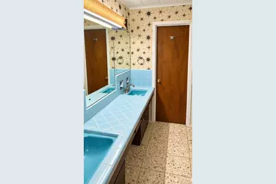408 W Elm Street, Olney, TX 76374 - Photo 4