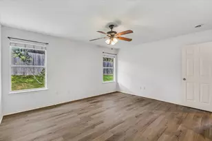 10333 Bear Hollow Dr, Fort Worth, TX 76244 - Photo 26