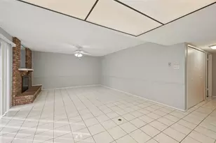 1617 Whittenburg Dr, Fort Worth, TX 76134 - Photo 12