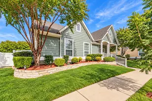 1009 Greenview Ln, Savannah, TX 76227 - Photo 2