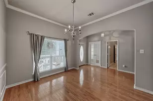 1009 Greenview Ln, Savannah, TX 76227 - Photo 4