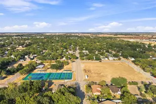 814 S Pierce St, McGregor, TX 76657 - Photo 14