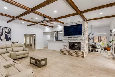 11905 Blue Creek Drive, Fort Worth, TX 76008 - Photo 8