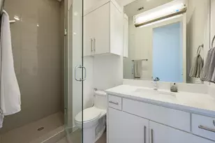 1915 Summit Ave, Dallas, TX 75206 - Photo 10