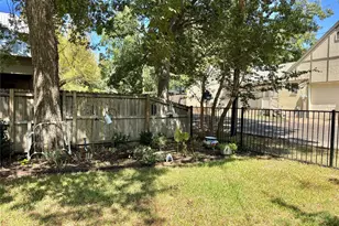 229 E Tennie St, Gainesville, TX 76240 - Photo 28
