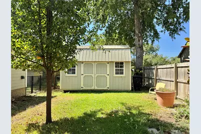 229 E Tennie Street, Gainesville, TX 76240 - Photo 26