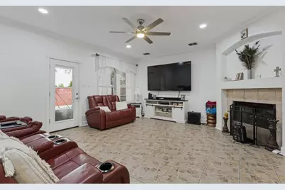702 Garnet Drive, Mesquite, TX 75149 - Photo 6