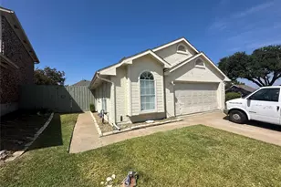 5141 Hearthcrest Dr, Garland, TX 75044 - Photo 2
