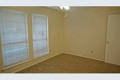 1904 Crooked Lane, Fort Worth, TX 76112 - Photo 8