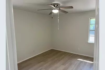 2312 Meadowcrest, Irving, TX 75060 - Photo 18