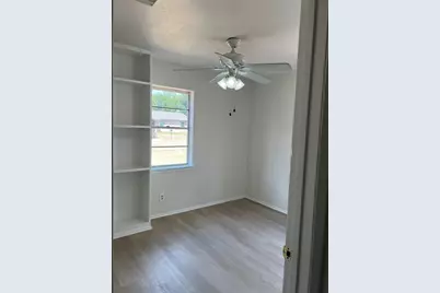 2312 Meadowcrest, Irving, TX 75060 - Photo 22