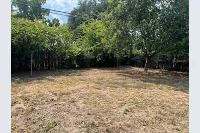 2312 Meadowcrest, Irving, TX 75060 - Photo 26