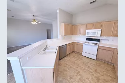 2617 Ash Creek, Mesquite, TX 75181 - Photo 4