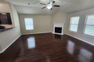 500 Paddle Dr, Crowley, TX 76036 - Photo 36