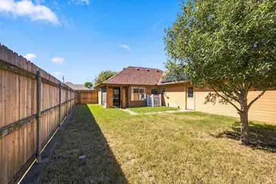 1015 Shelly Drive, Keene, TX 76031 - Photo 28