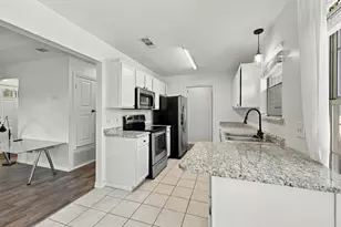 1015 Shelly Dr, Keene, TX 76031 - Photo 12