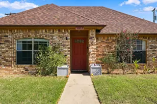 1015 Shelly Dr, Keene, TX 76031 - Photo 4
