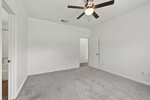 1015 Shelly Dr, Keene, TX 76031 - Photo 16