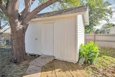 6904 Yorkston Street, Watauga, TX 76148 - Photo 4
