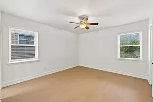 11715 Rogue Way, Dallas, TX 75218 - Photo 18